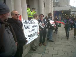 Palestine solidarity campaigners picket Barclays in Brighton